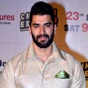 Nikitin Dheer