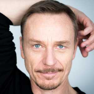 Ben Daniels