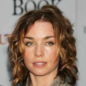 Julianne Nicholson