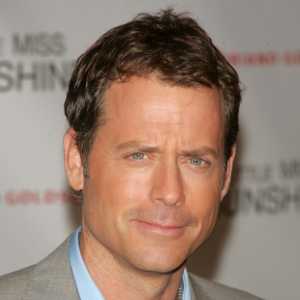 Greg Kinnear