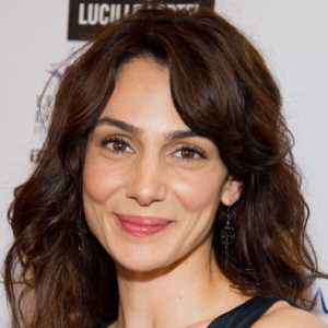 Annie Parisse