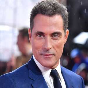 Rufus Sewell