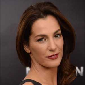 Ayelet Zurer