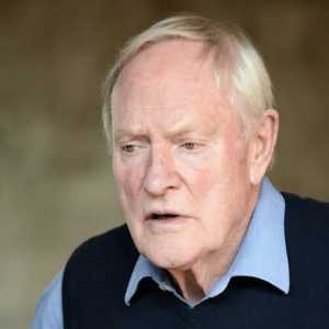 Julian Glover