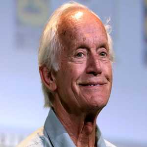 Lance Henriksen