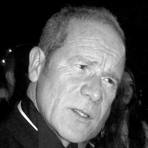 Peter Mullan