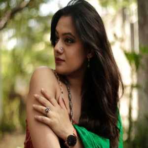 Spruha Joshi