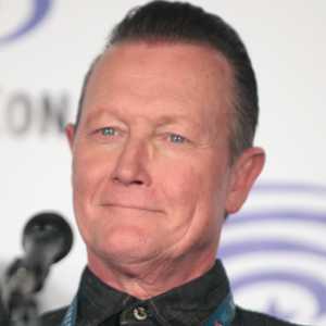 Robert Patrick