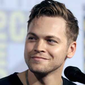 Alexander Calvert