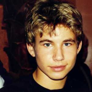 Jonathan Taylor Thomas | Revionz