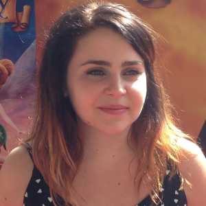 Mae Whitman