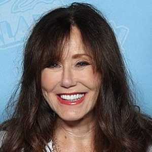 Mary McDonnell