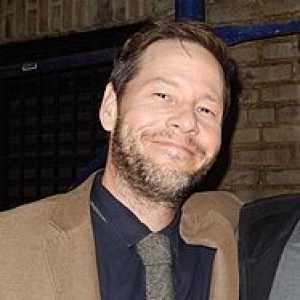 Ike Barinholtz