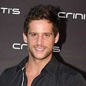 Dan Ewing