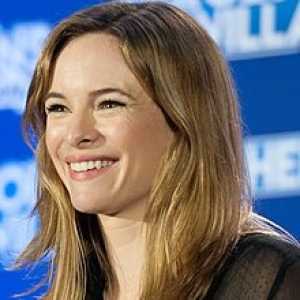 Danielle Panabaker | Revionz