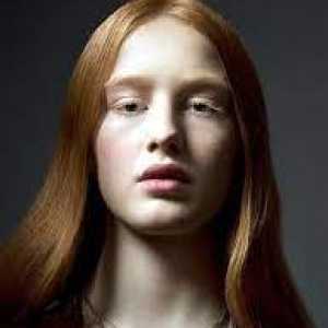 Bobbi Salvör Menuez