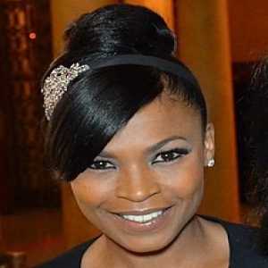 Nia Long