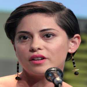 Rosa Salazar