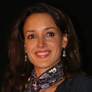 Jennifer Beals