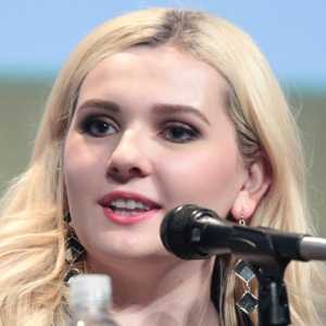 Abigail Breslin