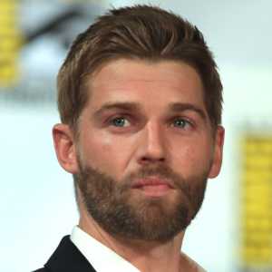 Mike Vogel