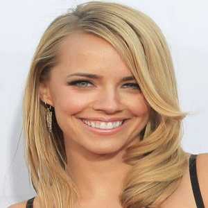 Jessica Barth
