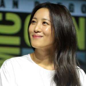 Claudia Kim
