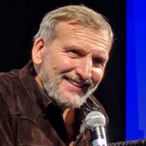 Christopher Eccleston