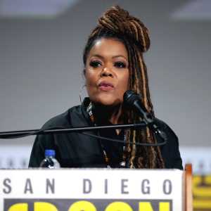 Yvette Nicole Brown