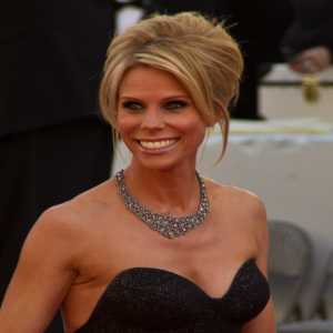 Cheryl Hines