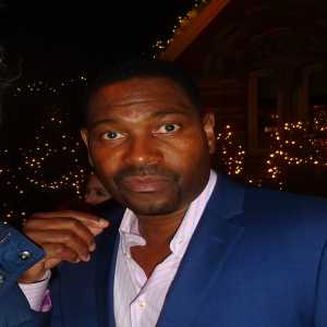 Mykelti Williamson