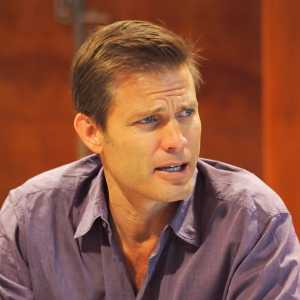 Casper Van Dien